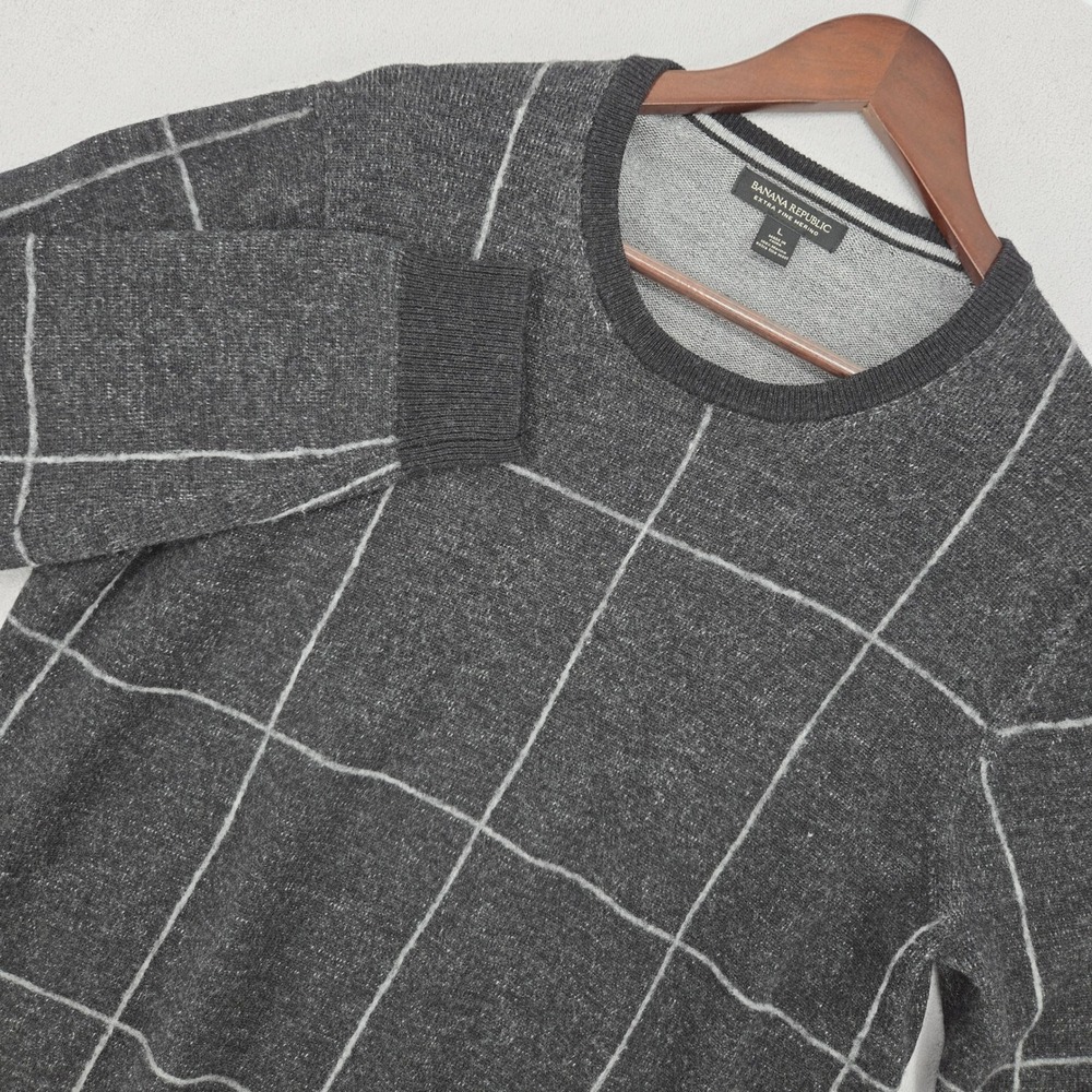 Banana Republic‎ L Extra Fine Merino Wool Windowpane Sweater Mens Charcoal Gray